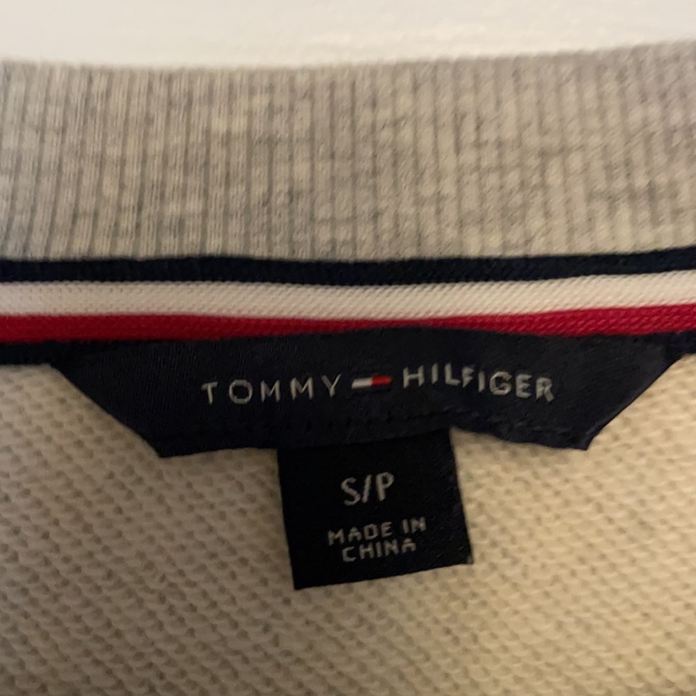 Tommy Hilfiger Wish You Were Here Sweatshirt - Picture 2 of 4